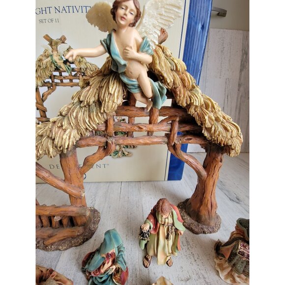 Dept 56 holy night nativity scene Xmas figure collectible decor set - Picture 6 of 14